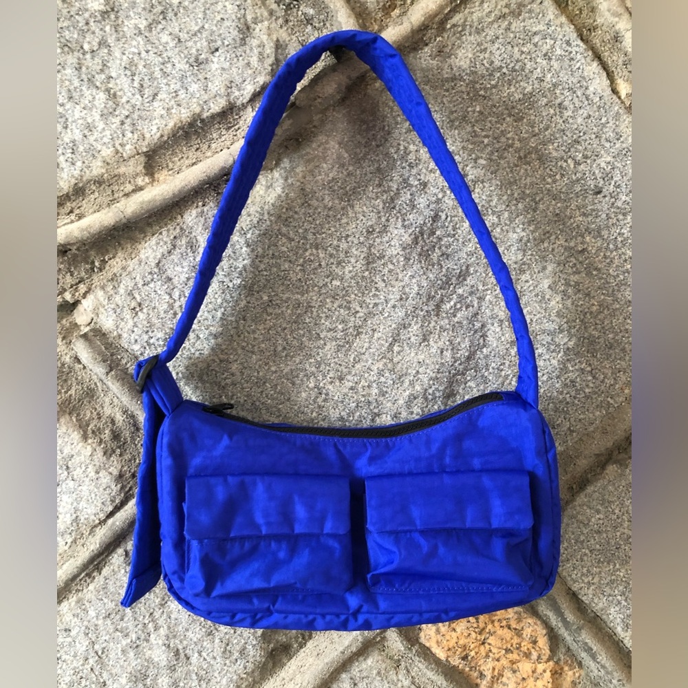 BAGGU cargo shoulder bag
